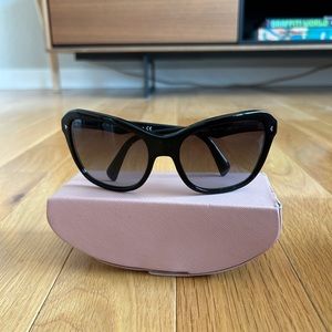 Women’s Prada Sunglasses Black